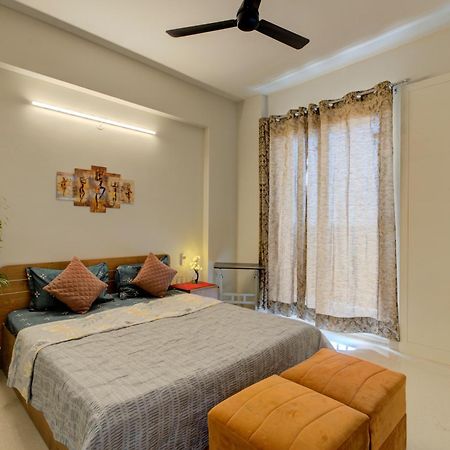 Signature 2Bhk Staycation Greater Noida Exterior photo