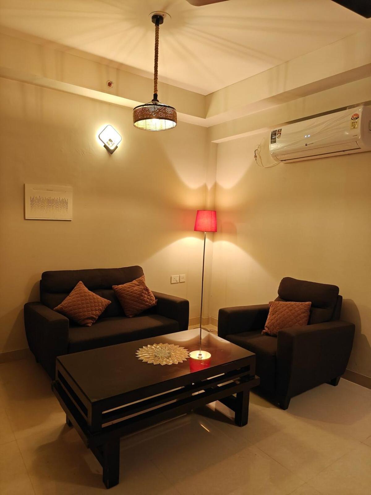 Signature 2Bhk Staycation Greater Noida Exterior photo