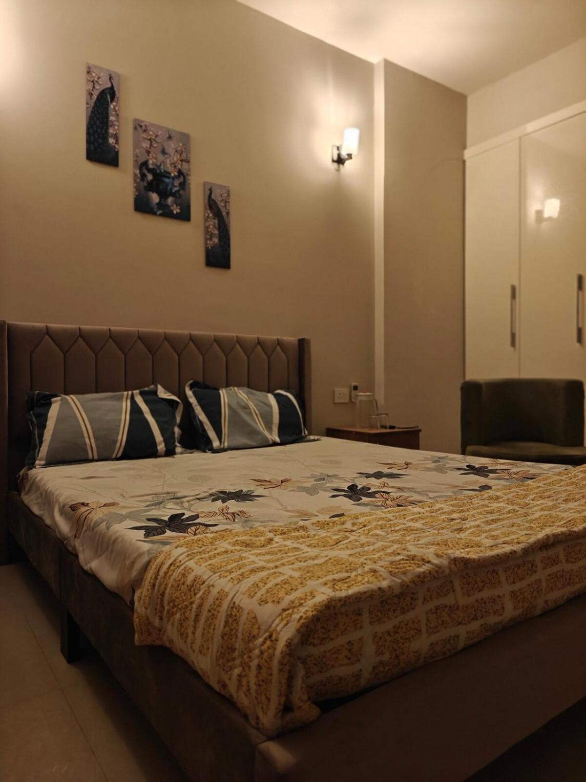 Signature 2Bhk Staycation Greater Noida Exterior photo