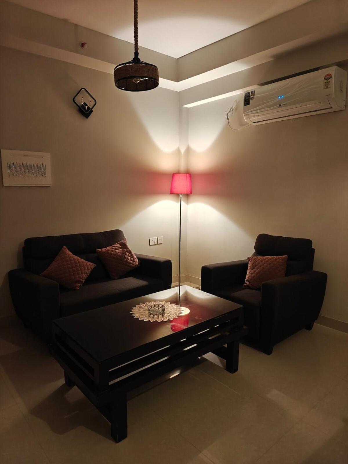 Signature 2Bhk Staycation Greater Noida Exterior photo