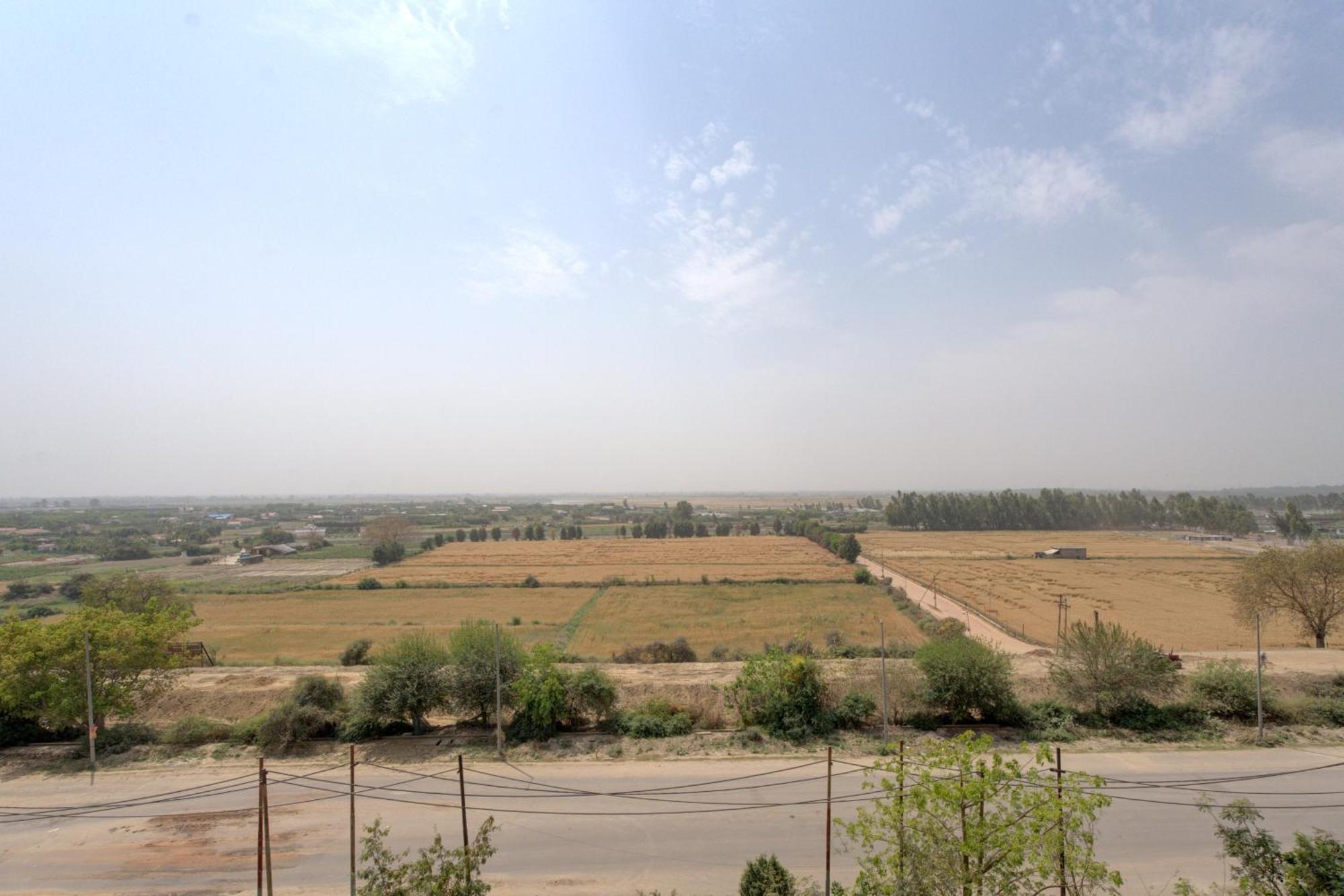 Signature 2Bhk Staycation Greater Noida Exterior photo