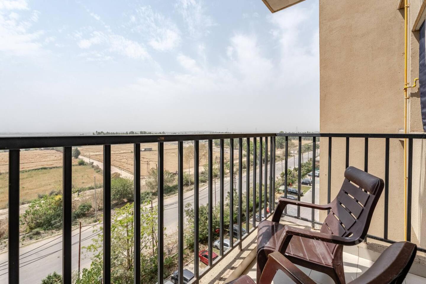 Signature 2Bhk Staycation Greater Noida Exterior photo